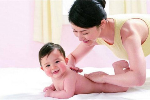 合肥代生宝宝长牙了就断奶了吗 喂奶的六大误区妈妈千万要避开